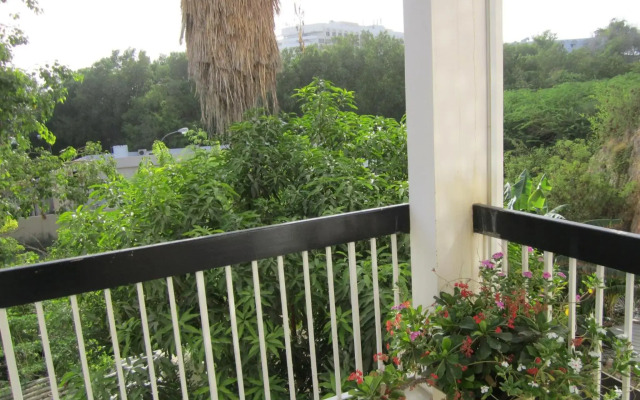 Qurum Beach Hotel