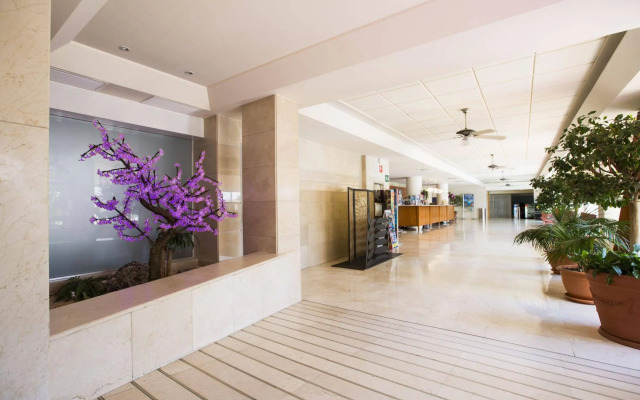 Port Fiesta Park Hotel