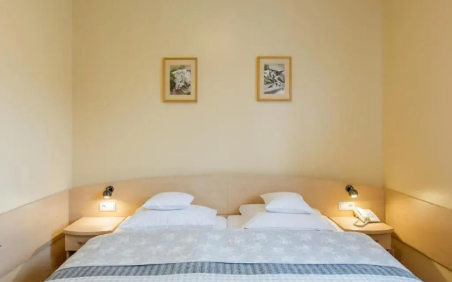 Hotel Łabędy