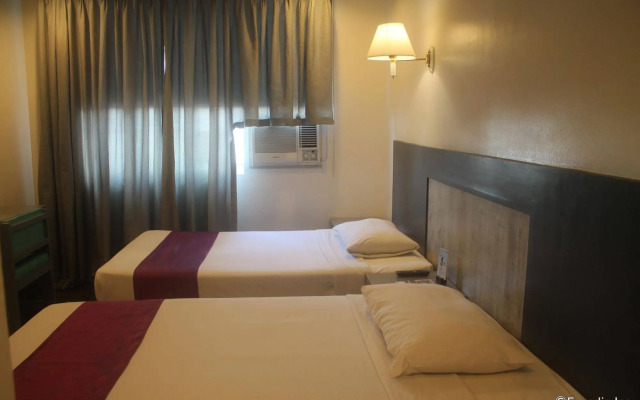 V Hotel