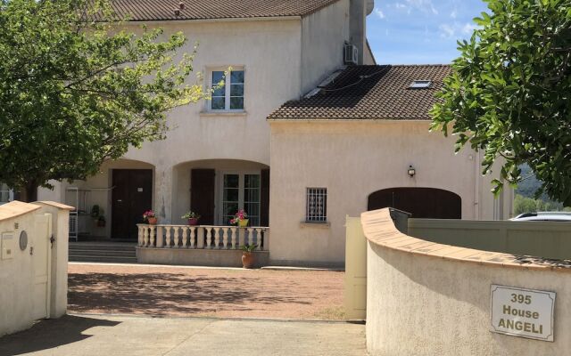 House Angeli