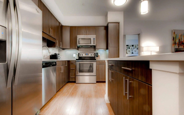 Global Luxury Suites at the Charles River