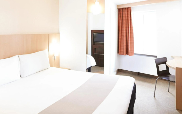 Ibis Birmingham New Street Station Hotel