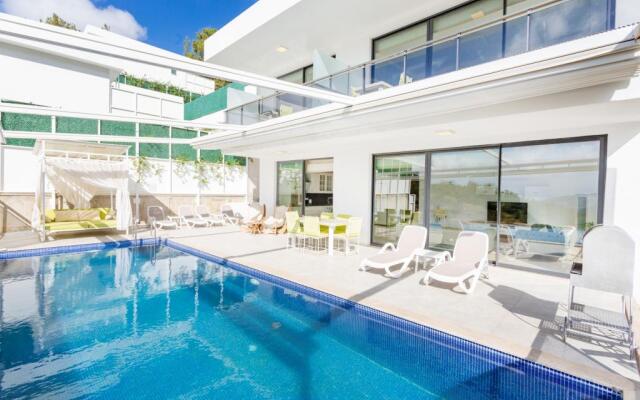 Villa Infinity Wild