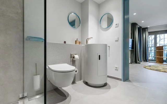 Brucklyn Suites