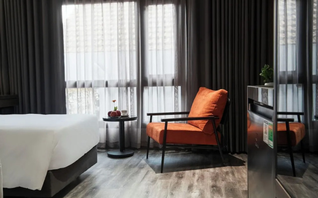 GrandView Hotel & Residence
