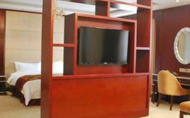 Longhu Hotel