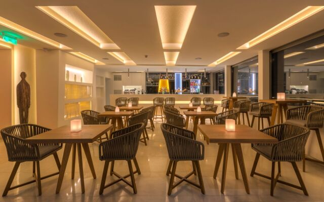 Central Athens Hotel