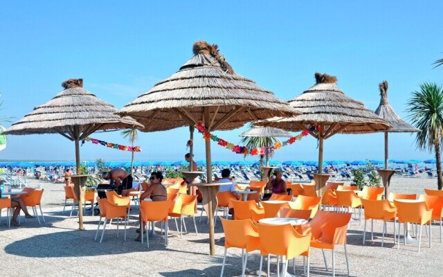 Villa in Albarella With Private Pool & Beach