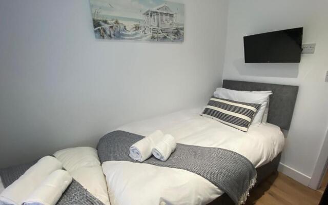 Blackpool Abode - 20 Bairstow Street