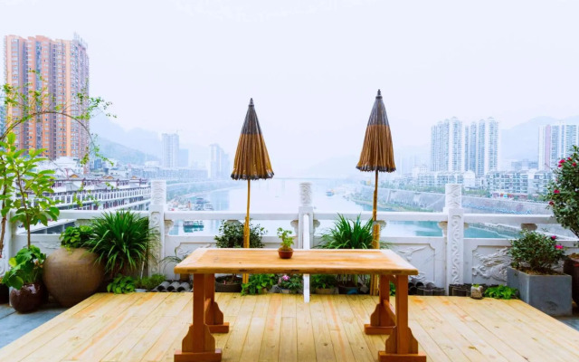 Yanhe Gallery Tianjie Hotel