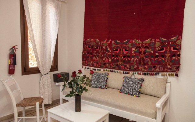 Kasteli Studios & Apartments