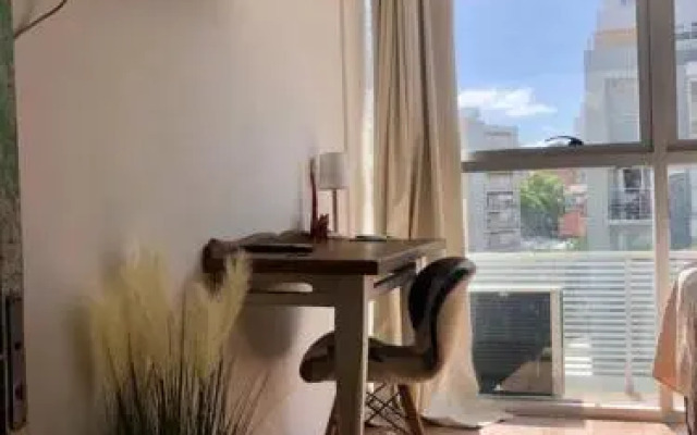 Monoambiente en piso 8 - Punta Carretas