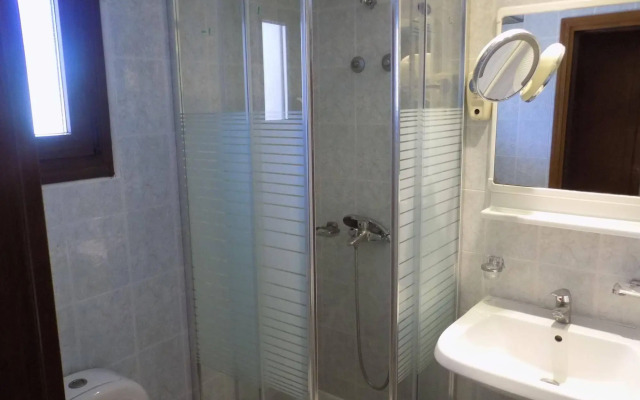 Hotel Makednos