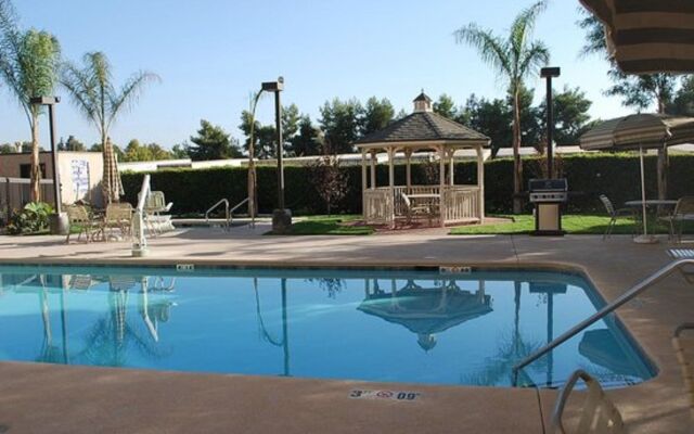 Best Western Plus Fresno Airport Hotel