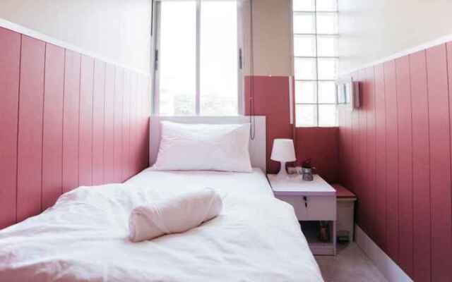 Why Not Hostel and Kitchen