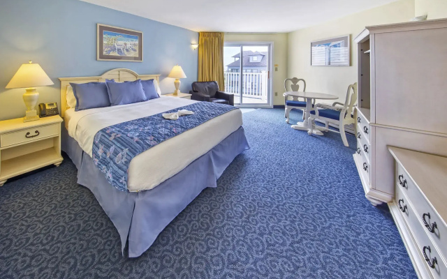 Drifting Sands Oceanfront Hotel