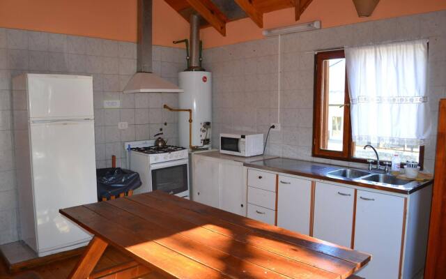 Camping y Hostal El Ovejero