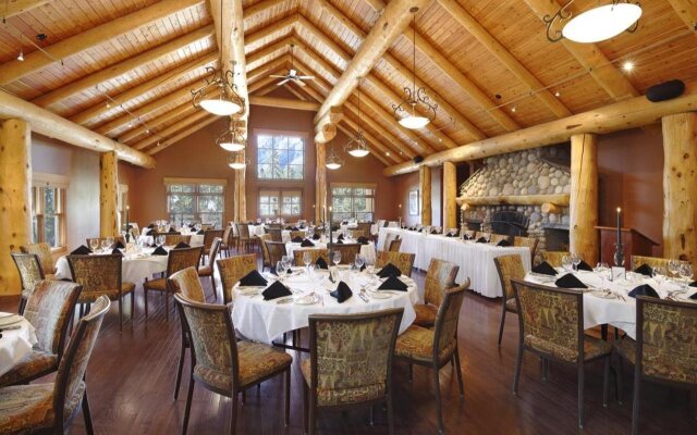 Buffalo Mountain Lodge