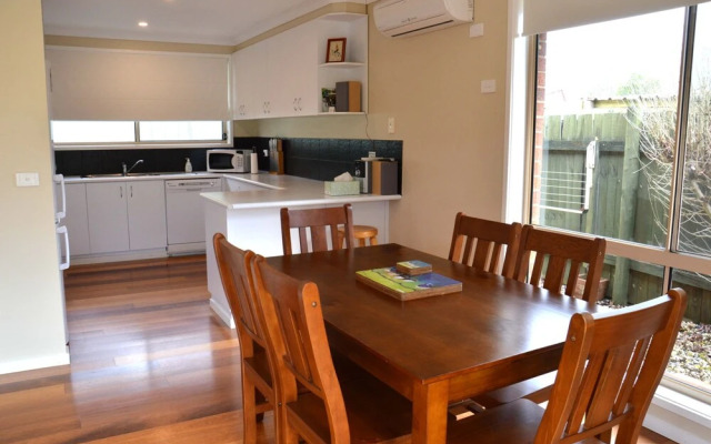 Alpine Views Unit 2 - Porepunkah