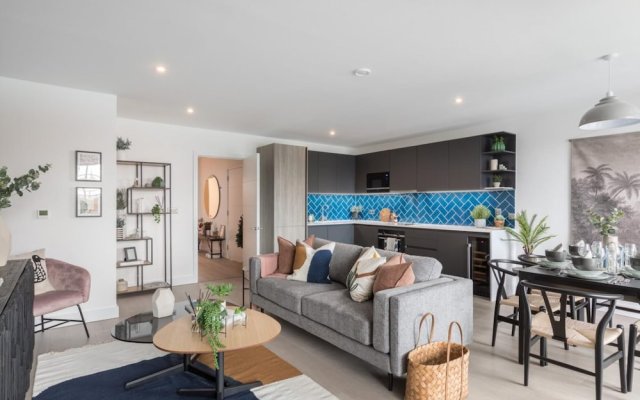 Design Brand new 3 Bedroom Apartment in Shoreditch