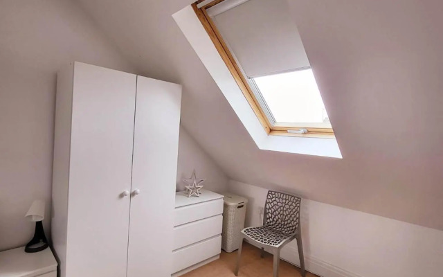 Beautiful Ensuite Beachfront Room Worthing Homestay