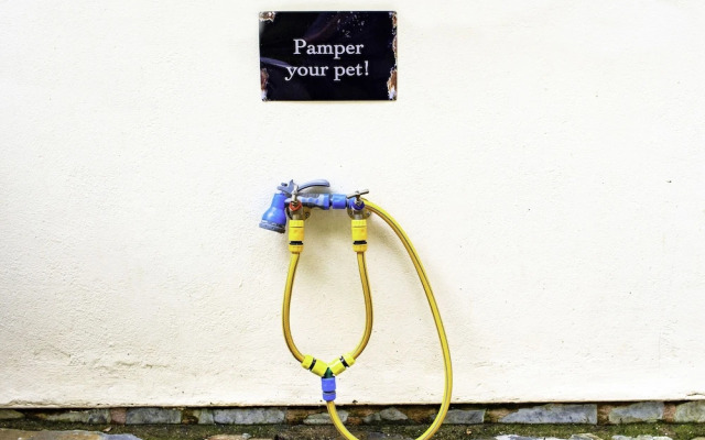 Pumphouse Cottage