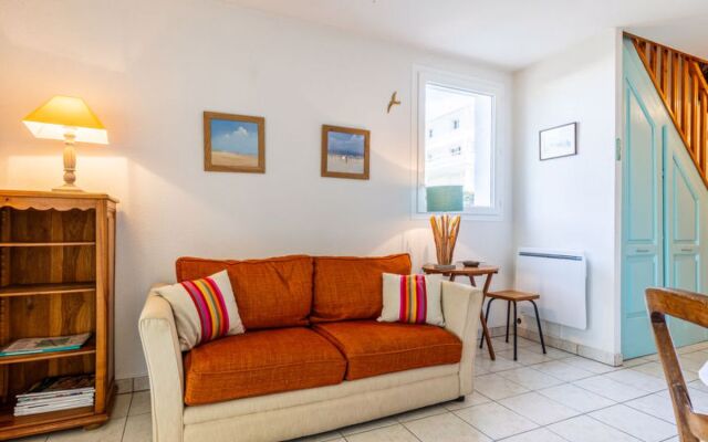 Les Hautes Folies 20775