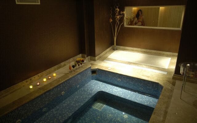 Tilia Hotel