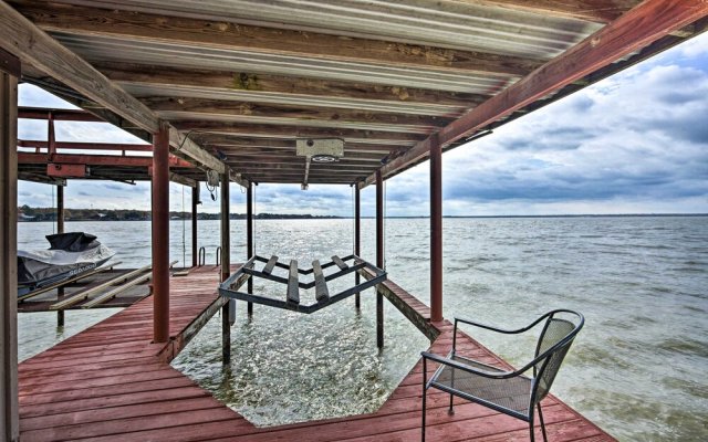 Gun Barrel City Home w/ Private Deck