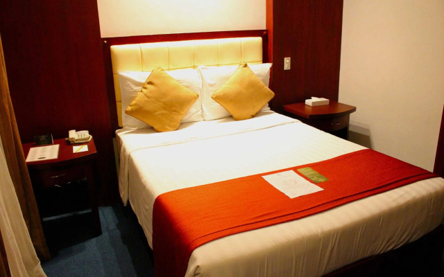 Lewis Grand Hotel