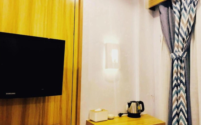 Cat Story Hotel