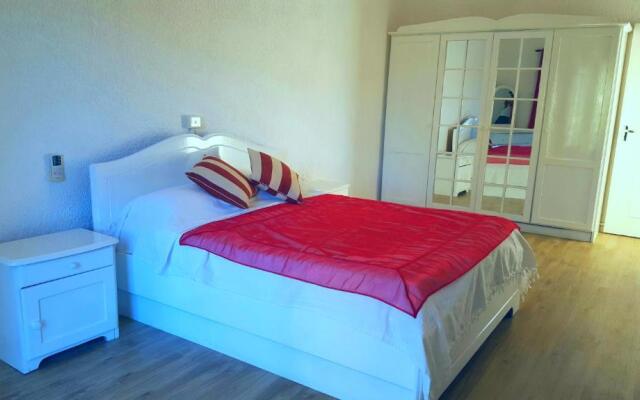 Tamier Complex, 4 bedroom, Flic en Flac