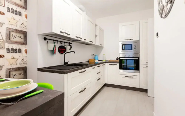 Fiera Milano Flat with Garage