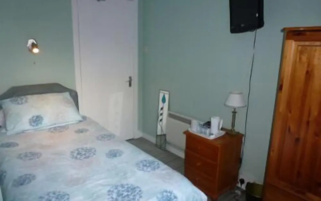 Don Muir Guest House