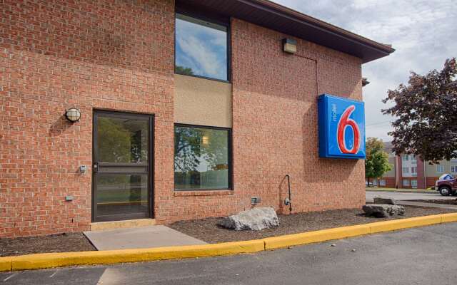 Motel 6 East Syracuse, NY – Airport