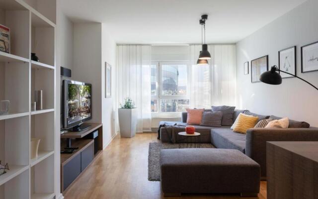 Spacious Apartment in Radnička Business Zone - FREE PARKING