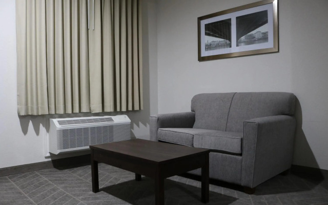 Scottish Inn & Suites - IAH Airport