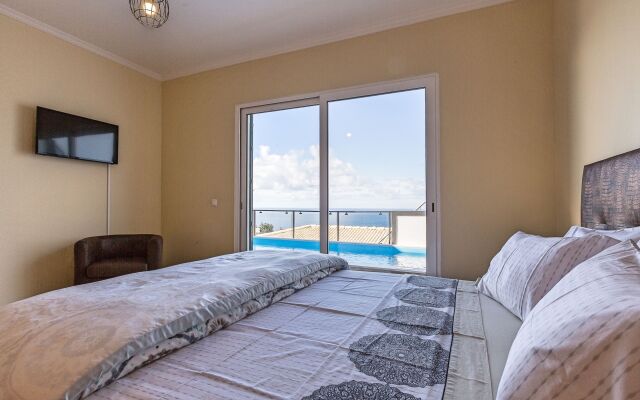 Lovely New 3-Bedroom Villa In Calheta, Leisure Room, Sea-View Casa Da Belita