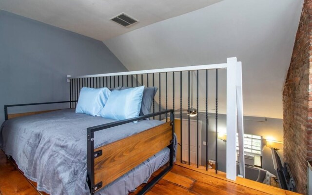 Historic Gem - City Center/patio/soak Tub