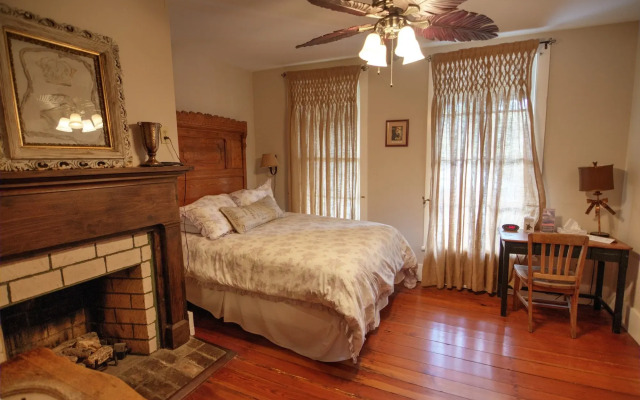 Florida House Inn