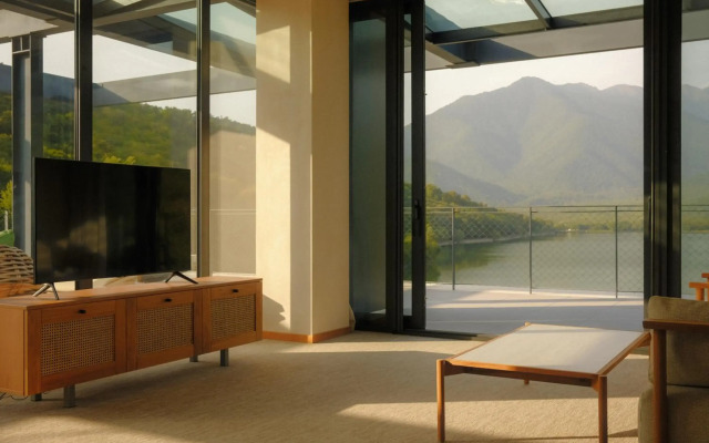 Курорт Kvareli Lake