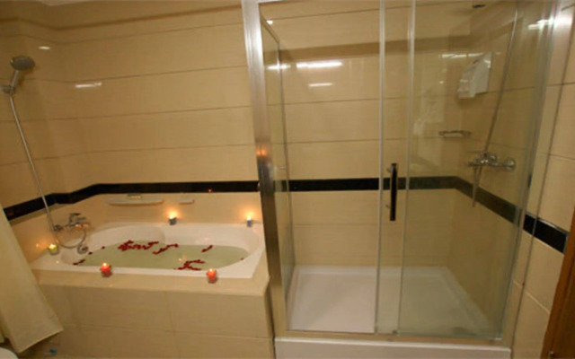 Oattara Thiri Hotel