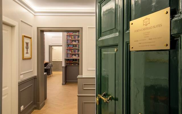 Porta Castello Suites