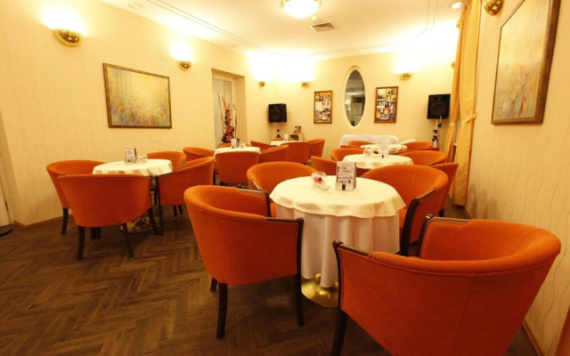 Hotel Sandor Pavillon