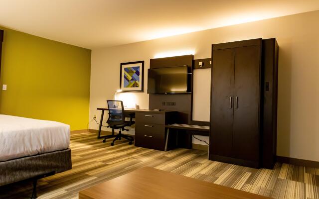 Holiday Inn Express Columbus-Dublin, an IHG Hotel