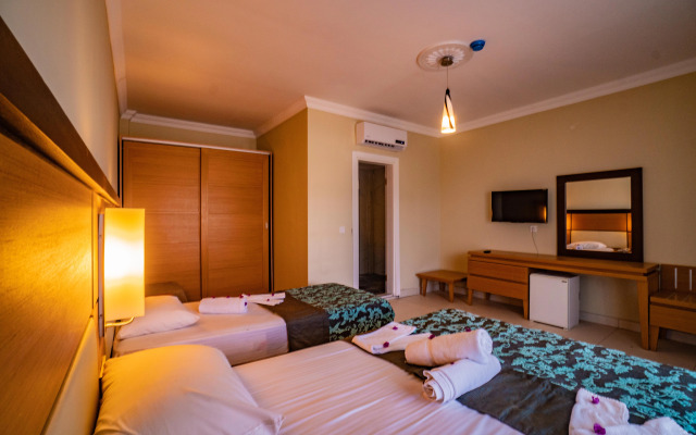 Prenses Sealine Beach Hotel