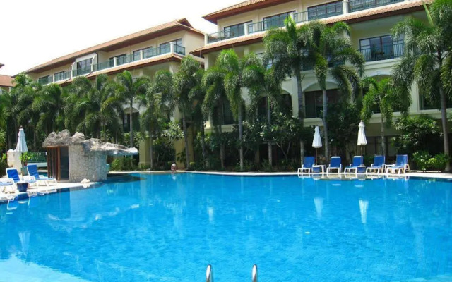 Baan Puri Apartments