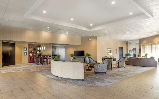 Holiday Inn Huntsville - West