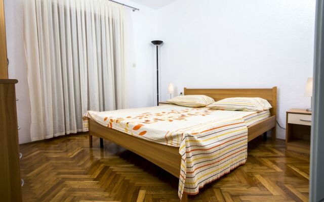 Apartments Bago
